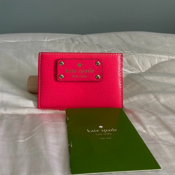 NEW! Kate Spade Pink Card Holder - Picture 1 of 4